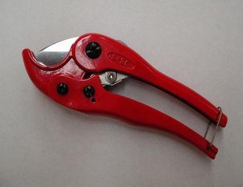 PVC PIPE CUTTER 35MM 1 3/8" SK-5 LY-998